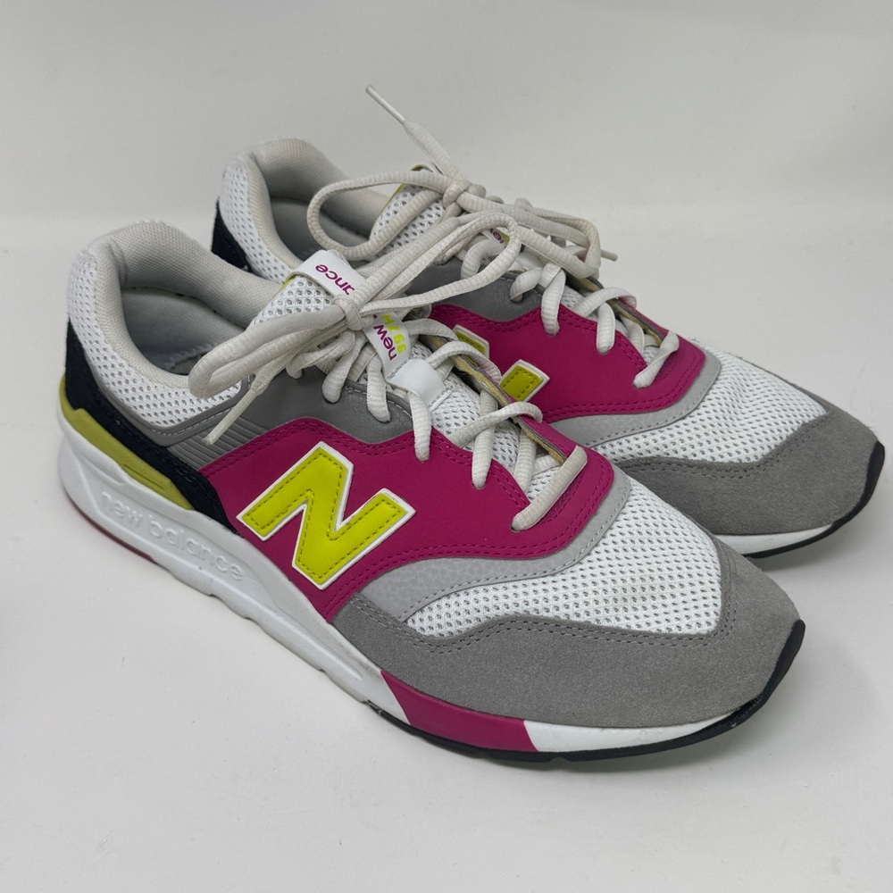 Women’s New Balance CW997HNX “Carnival Pink” sneakers sz 9